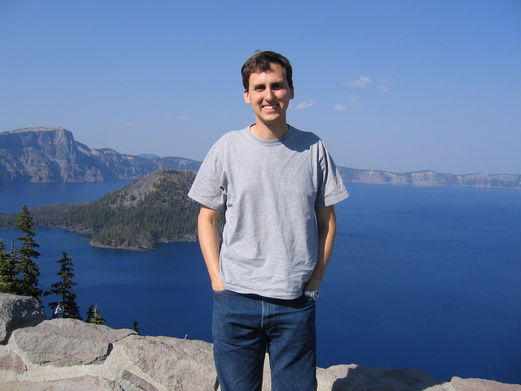 A view of Crater Lake in O