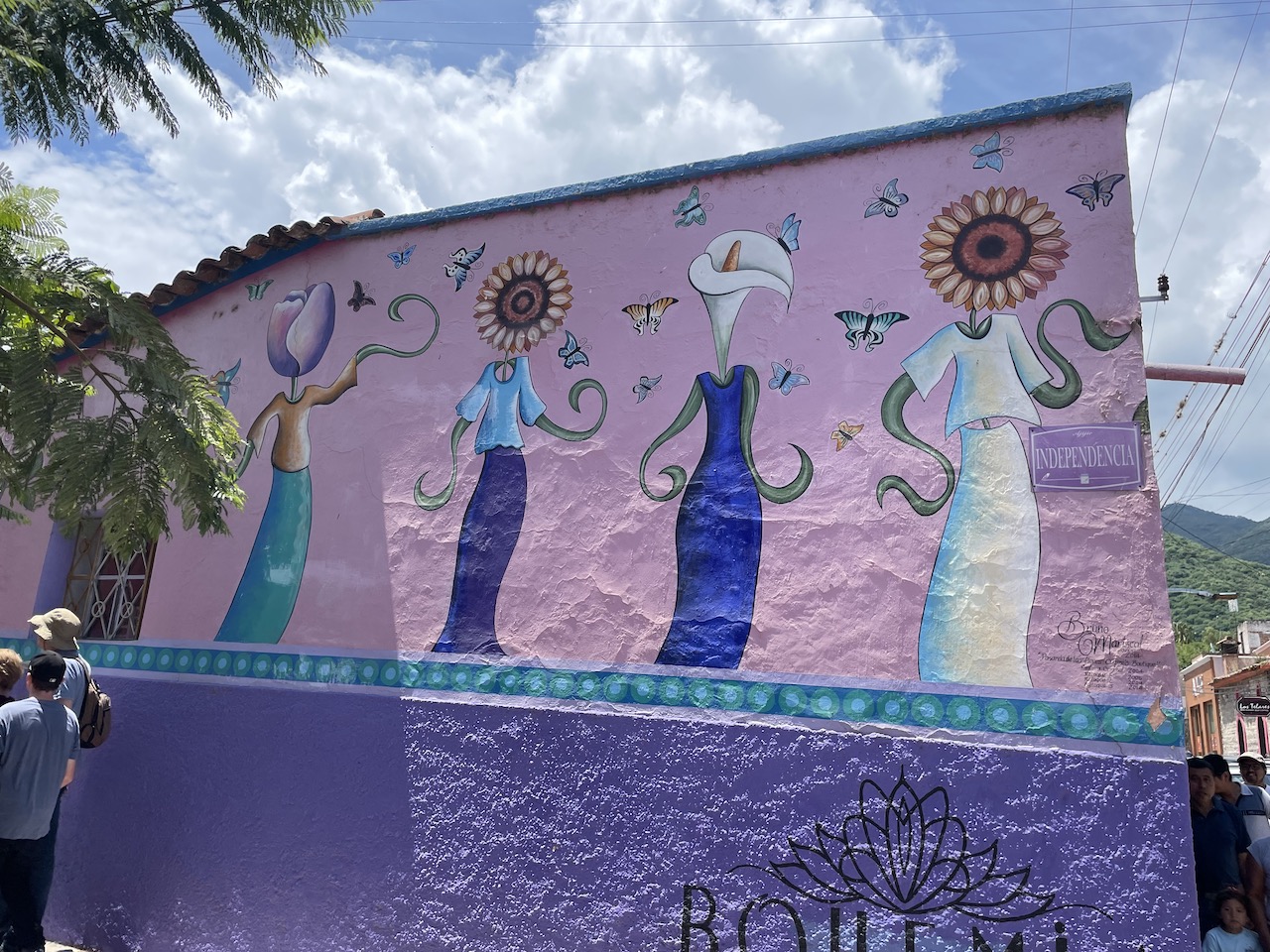 Artwork in Ajijic, Mexico.