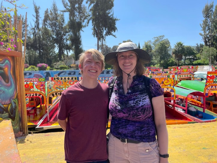 Mexico City: Days 4 & 5 – Xochimilco, La Condesa, and Roma Neighborhoods