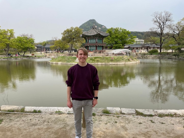 Korea Day 2: Gyeongbokgung Palace, Bukchon Hanok Village, and More